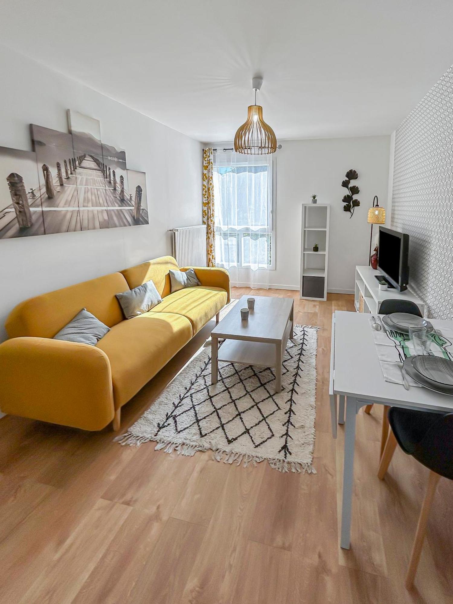 Appartement Lumineux, Wi-Fi Et Parking Prive 尼奥尔 外观 照片